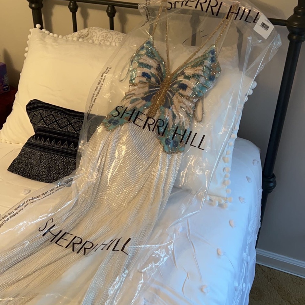 Sherri hill butterfly prom dress